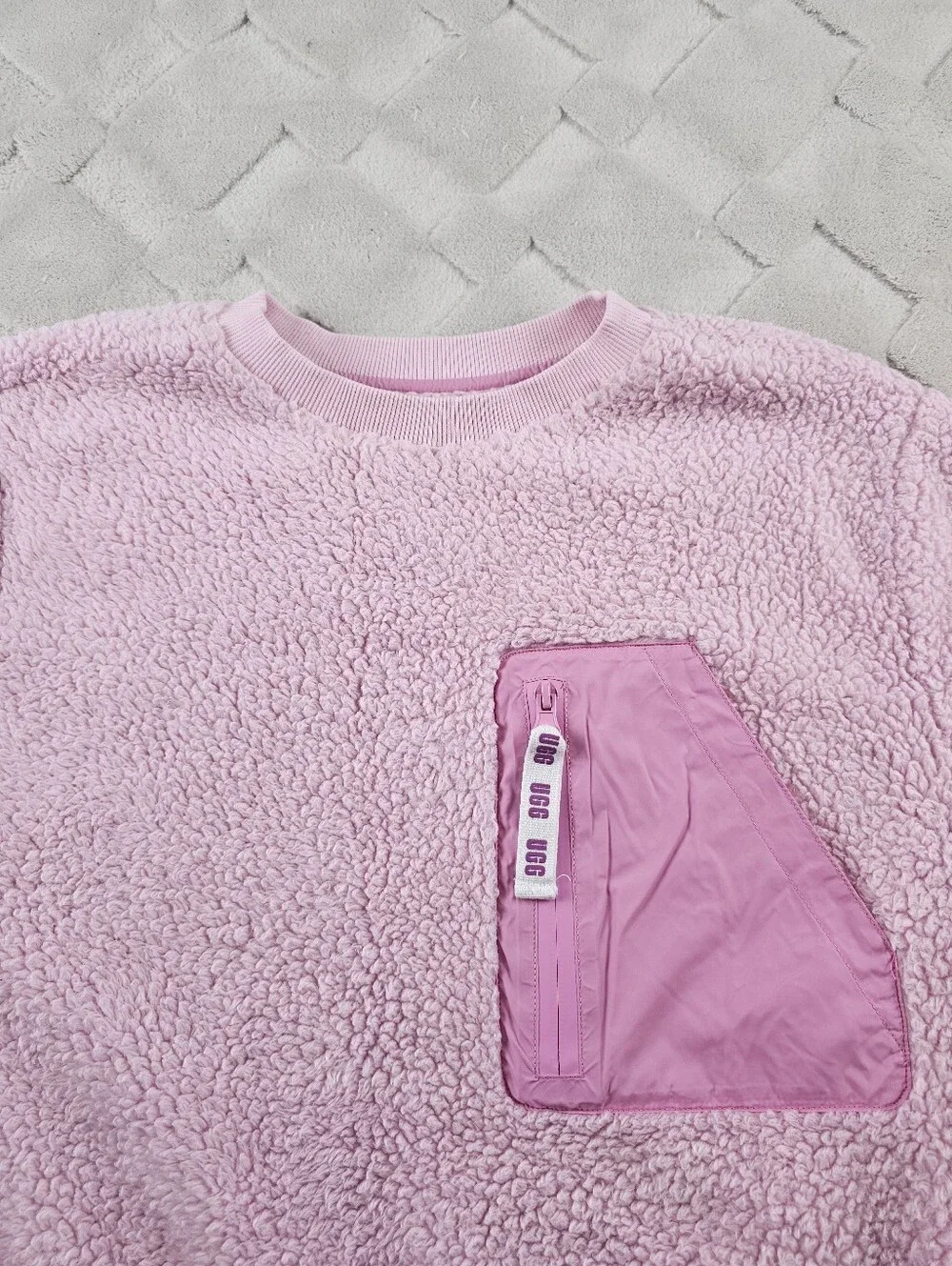 UGG Pink Sherpa Pullover Sweater Womens Extra Small Pink with Pocket